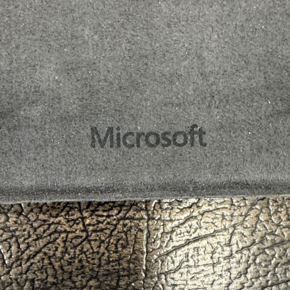 Microsoft Surface Laptop 4 13.5” keyboard w/Touchpad